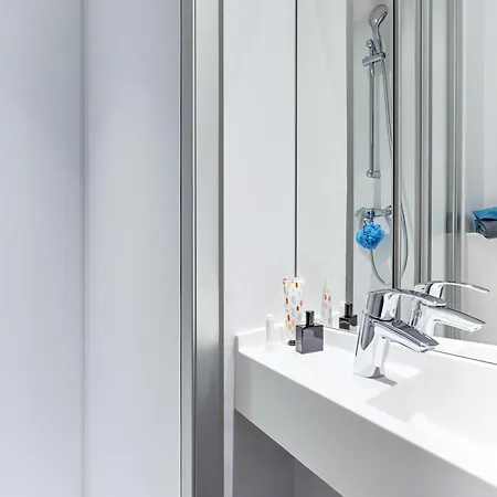 Hotelf1 Rouen Sud Parc Expos Rénové Hotel