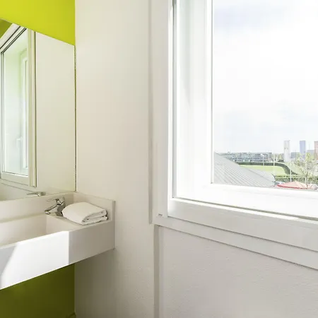 Hotelf1 Rouen Sud Parc Expos Rénové *