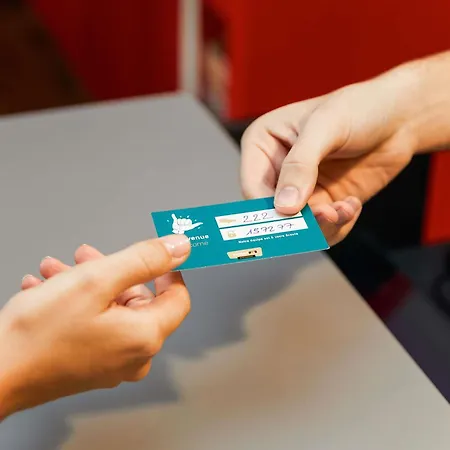 Hotel Hotelf1 Rouen Sud Parc Expos Rénové *