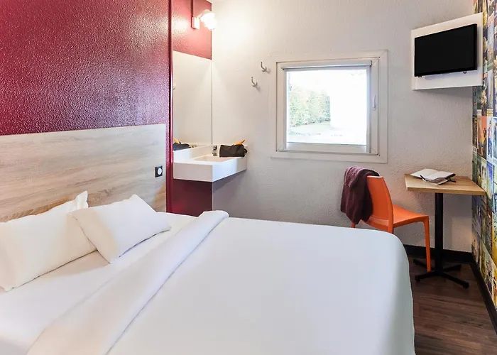 Hotel Hotelf1 Rouen Sud Parc Expos Rénové *